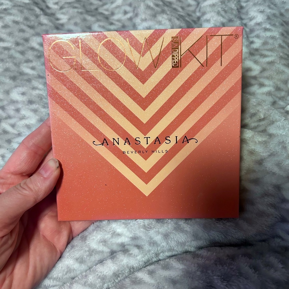 Anastasia Beverly Hills Sun Dipped Glow Kit